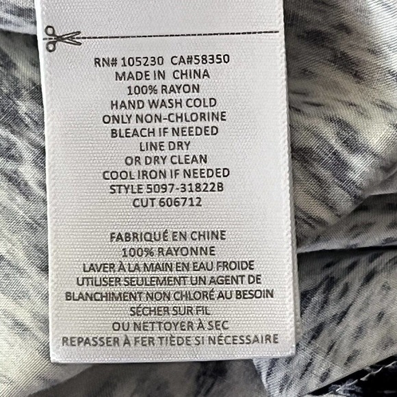 SOFT JOIE Sz XS Mini Dress Arryn B Navy Snake Print Elastic Waist Raglan Sleeve - Picture 8 of 8